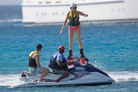 Stephanie Pratt In Bikini In Barbados 9 LACELEBS CO