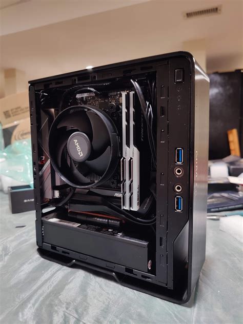 InWin Chopin mod with a GPU! : r/sffpc