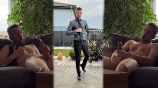 Mi Scopa Le Cosce E La Sborra Enorme Tra Le Gambe Hot Handjob Between Legs Pornhub