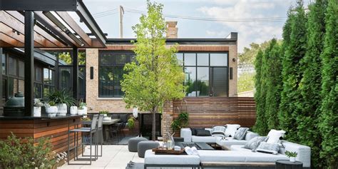 How to make a small backyard look bigger: 10 clever ideas | Homes and ...