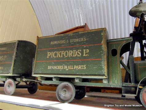 Pickfords Removals Trailer Wooden G And J Lines The Brighton Toy