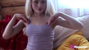 Masturbarse Con Ella La Alumna De Pecho Plano Holli Paige Se Burla De Ti Desnuda Xvideos