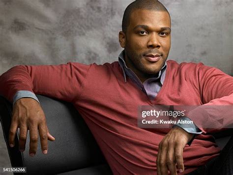 80 Tyler Perry Portrait Session Stock Photos High Res Pictures And