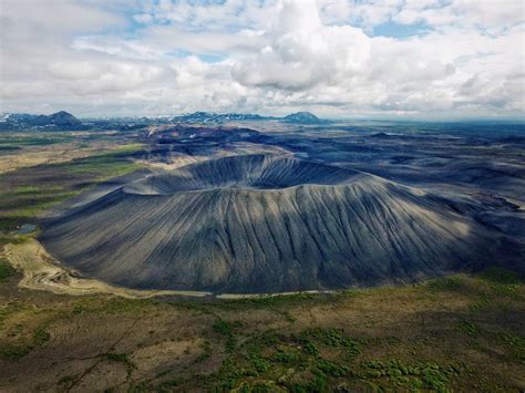 Volcanoes in Iceland | See Volcano Tours & Tips | Guide to Iceland