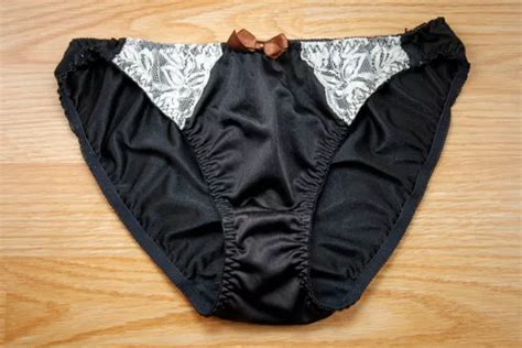 VINTAGE JAPANESE NYLON Shiny Slippery Pretty Lovely Black Bikini Panty Small 11 99 PicClick CA