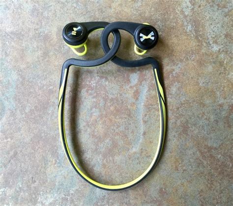 Plantronics BackBeat Fit Review
