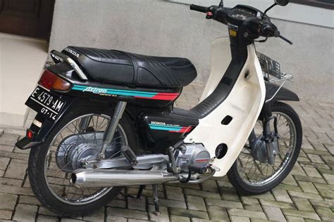 Klasik Ini 5 Motor Jadul Yang Masih Eksis Di Indonesia Sampai Sekarang