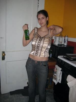 Les Enormes Mamelles Naturals De L Anne Bromdon Hot Anal Sex