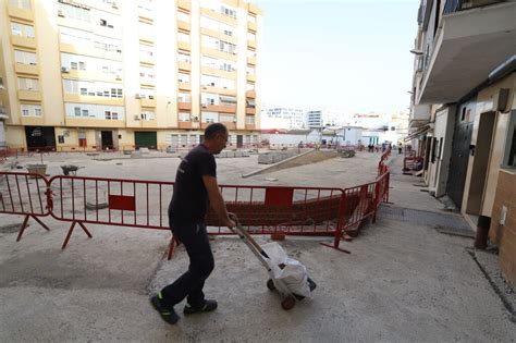 Las Obras De Peatonalizaci N De La Plaza De Los Dolores En Im Genes