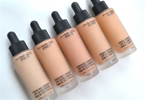 Makeup Mac Studio Waterweight Spf 30 Foundation Review With Swatches
