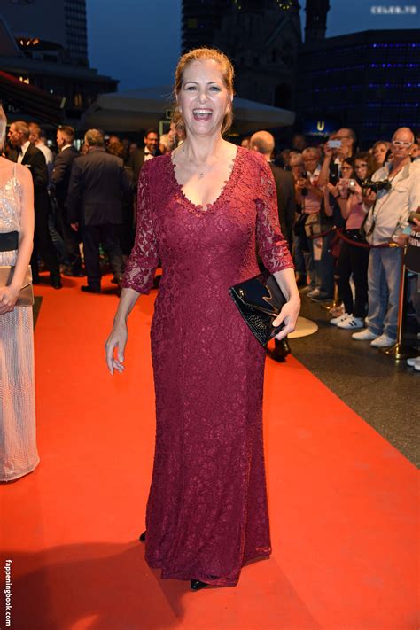 Maxi Biewer Nude OnlyFans Leaks Fappening FappeningBook