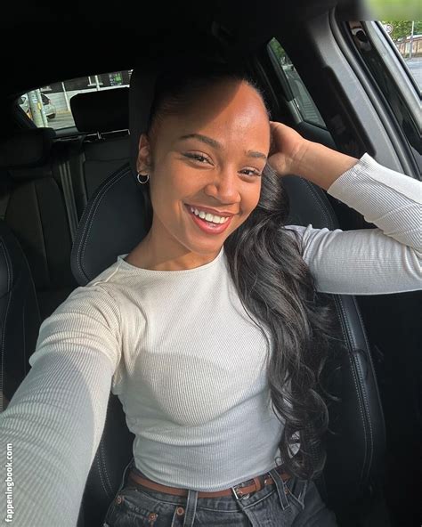 Flora Farrell Flora Farrell Nude OnlyFans Leaks Fappening FappeningBook