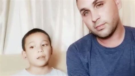 Impactante vídeo de un padre gay harto de ver el acoso a sus hijos Oveja Rosa Revista sobre