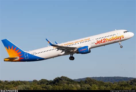 G-HLYB | Airbus A321-211 | Jet2.com | Jack Parker man aviator | JetPhotos