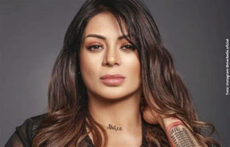 Desde La Playa Marbelle Presumi Nuevo Look Y Su Figura En Bikini