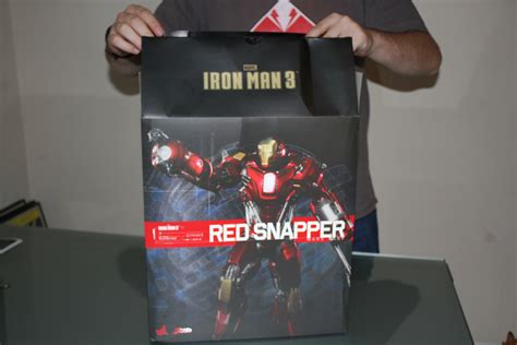 Hot Toys Sideshow Iron Man Mark Xxxv Red Snapper