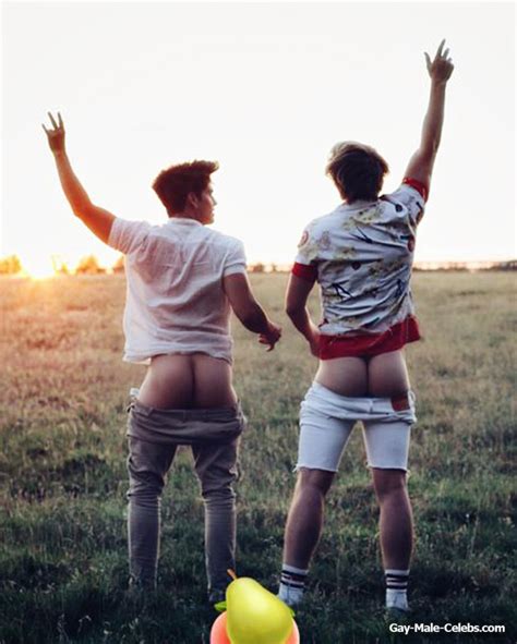 Zander Hodgson Nude Photos Videos Gay Male Celebs