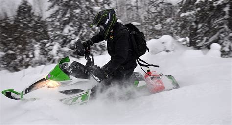 First Ride 2017 M8000 Snopro 141 Hardcore Sledder