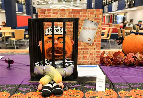 pumpkin carving contest  dctc news