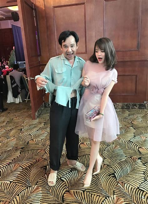 Bất ngờ với ảnh bikini nóng bỏng của MC VTV bị gắn mác hot girl chân ngắn