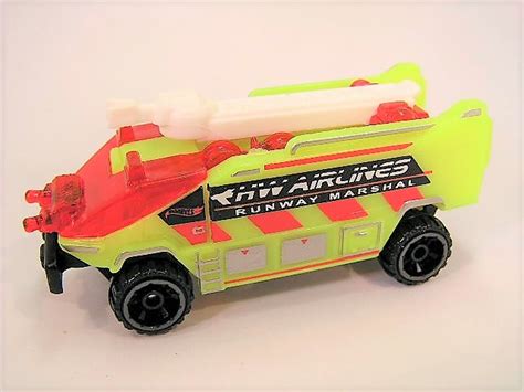 Hot Wheels Runway Res Q