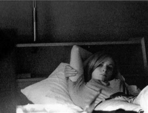 Linda Mccartney Nude