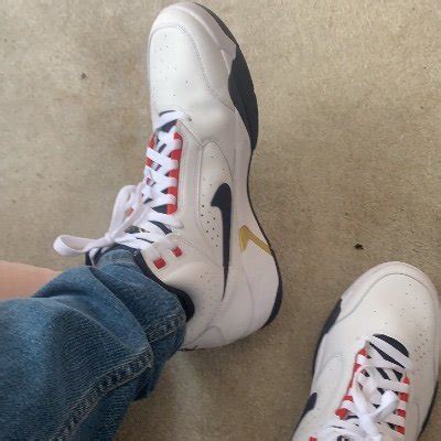 AZNude On Twitter Zendaya Hunter Schafer Lesbian Breasts Scene In Euphoria Https T Co