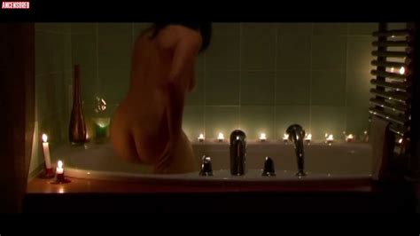 Vanessa Guide Nude Pics Page 1