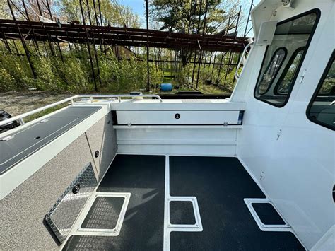 2022 Raider 210 Explorer 21 Yacht For Sale Seattle Yachts