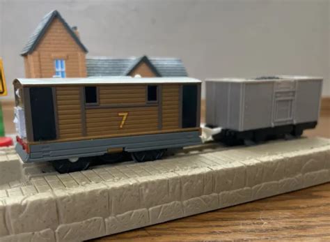 Thomas And Friends Trackmaster Toby Train Motorized Engine Coal Cargo
