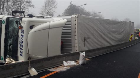 Mega Stau Nach Unfall Auf Der Pyhrn Autobahn Oe24 At