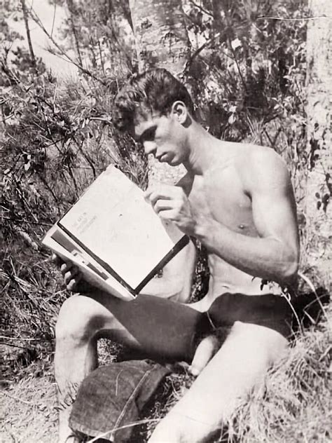 Naked Men Reading