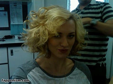 Yvonne Strahovski Awesome Sexy Nude Leaks Fappenism