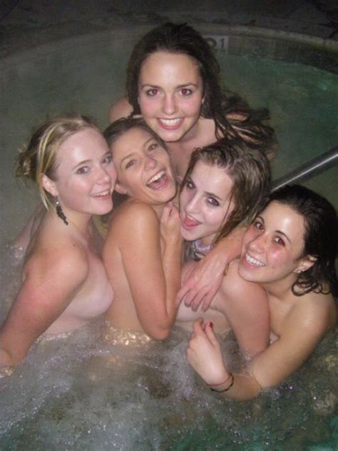 Hot Tub Party Porn Pic