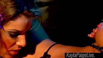 lesbianas milf kayla paige y crista moore digitación y coño comer XVIDEOS