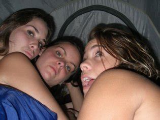 Amadoras Acampando Nuas Luscious Hentai Manga Porn