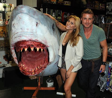 Cassie Scerbo Sharknado 2