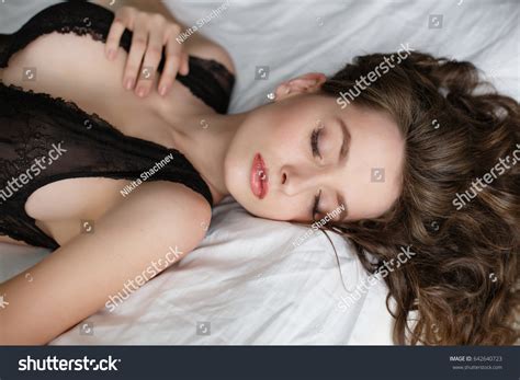 Sexy Brunette Woman Lying On Bed Stock Photo 642640723 Shutterstock