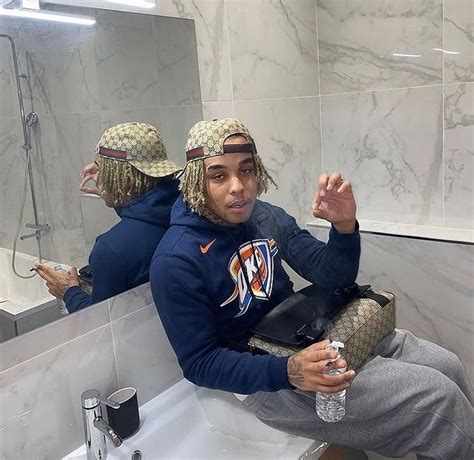 Comment s'habiller pour un concert de rap ? | y2k streetwear