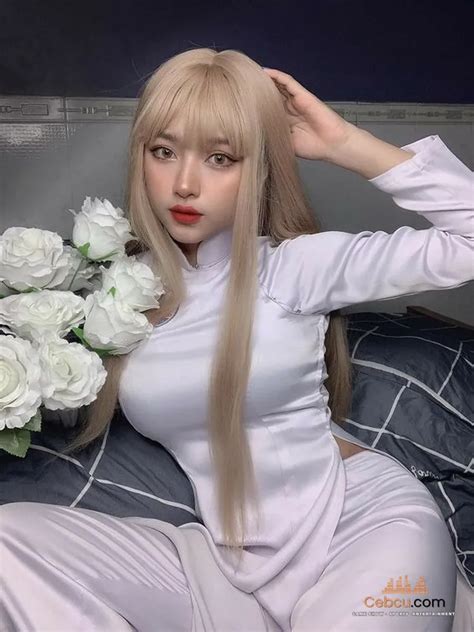 Tuyển chọn 200 Hình ảnh nữ sinh mặc áo dài trắng hot nhất 2024 Ce Bu Cu