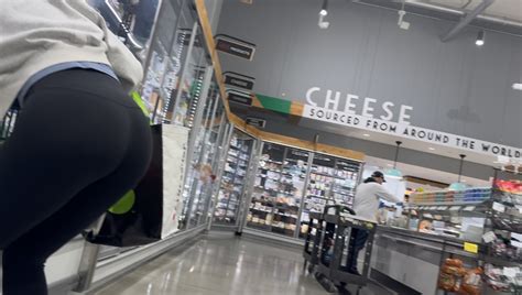 Tall And Fit Pawg In Shorts Plus A Bonus Blonde Goddess Faceshot Oc Spandex Leggings Yoga