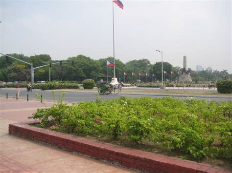 From This Side Side Trip To Luneta Park