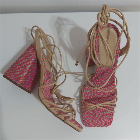 Sandália Nude Color Salto Alto Geométrico Liz Arezzo Sandália Feminina Arezzo Nunca Usado