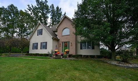 2115 Lori Ln Hermitage Pa 16148 Zillow