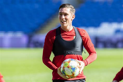 Harry Wilson completes loan move to Cardiff City Y Clwb Pêl droed