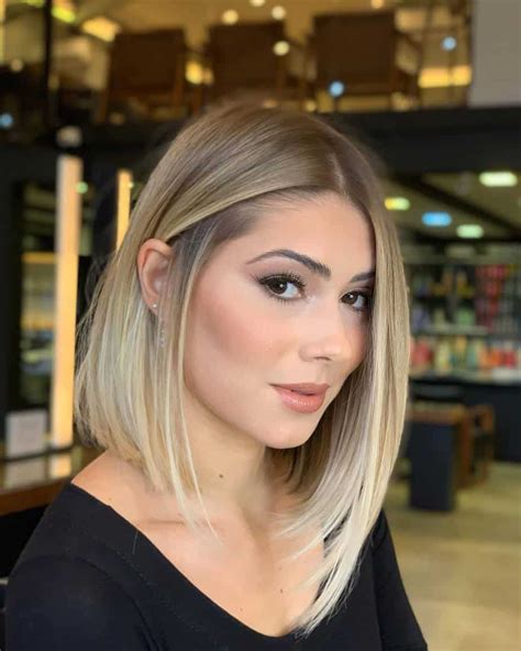 Medium Length Straight Blonde Hairstyles