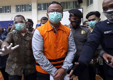 Indonesian Minister Apologizes After Arrest On Bribe Charge Bribes