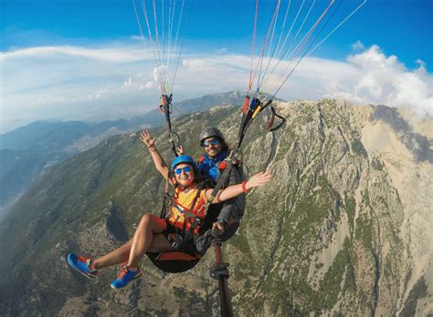 How Safe Is Paragliding With Statistics 2023