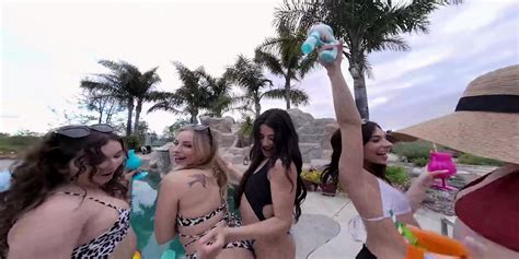 Your GF Gives Her Friends Kylie Rocket And Anna Claire Clouds Go Ahead To Fuck You