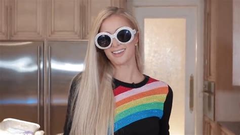 Paris Hilton Takes That S Hot To Whole New Level With Unique YouTube